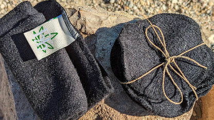 Hemp black face flannel and re-usable make-up wipes - Hemp HorizonHorizon